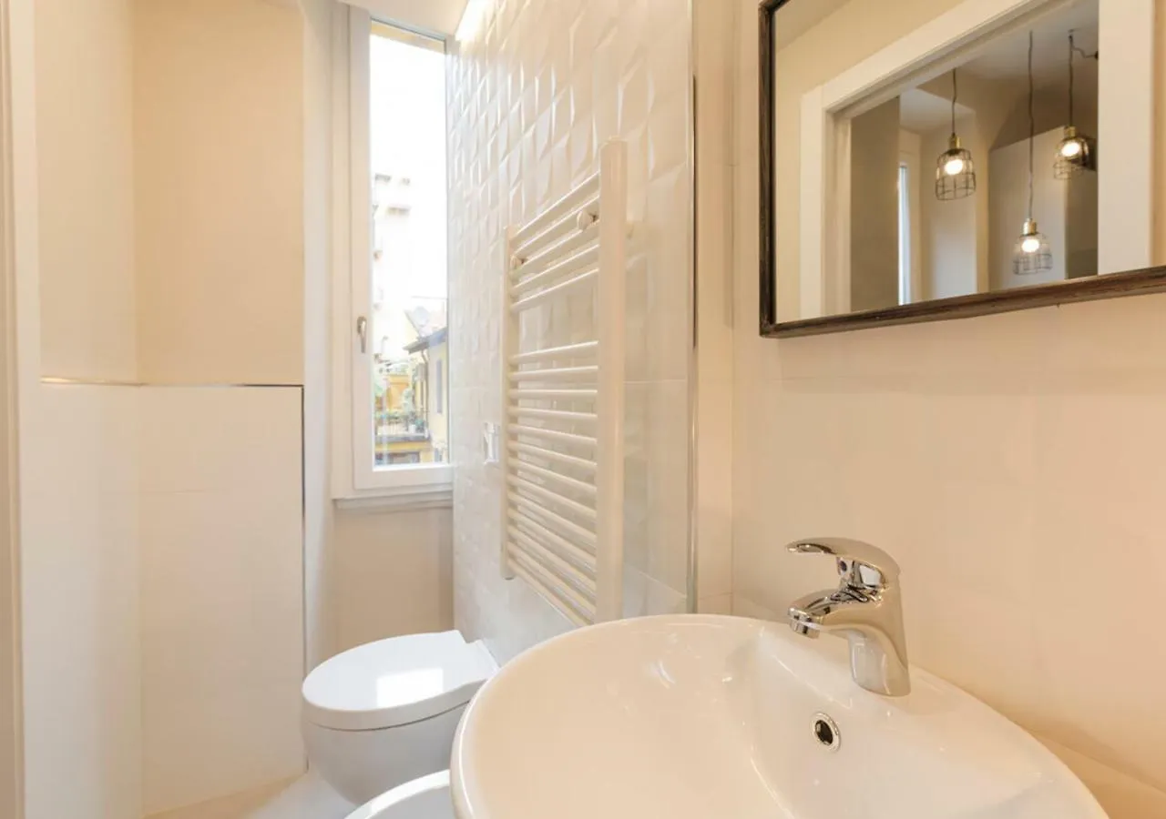 Venini Studio Apartment Milan Italy